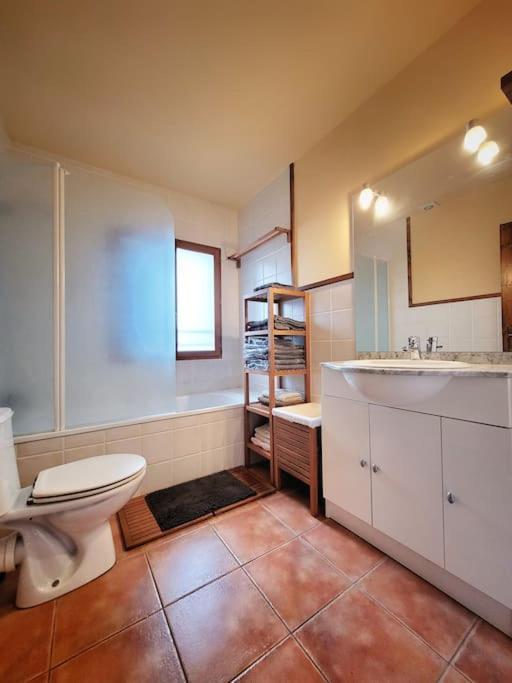 Apartamento Le Nid Du Bouvreuil Angoustrine Exterior foto