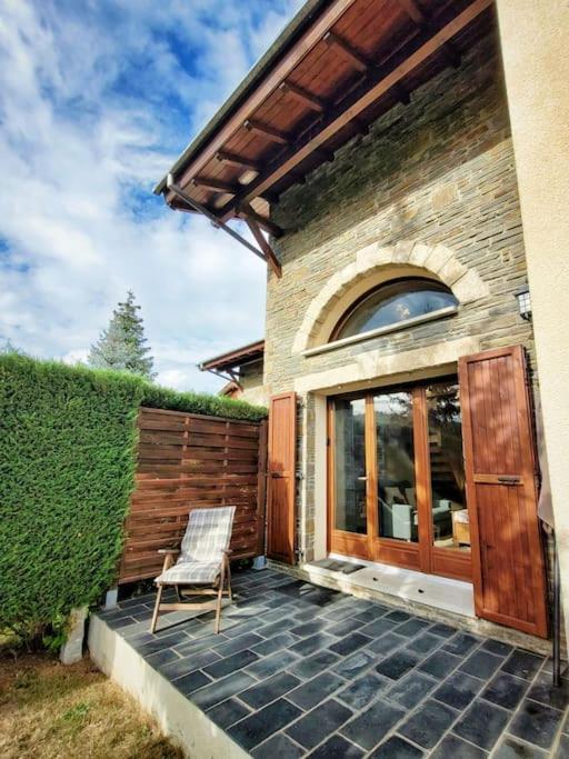 Apartamento Le Nid Du Bouvreuil Angoustrine Exterior foto