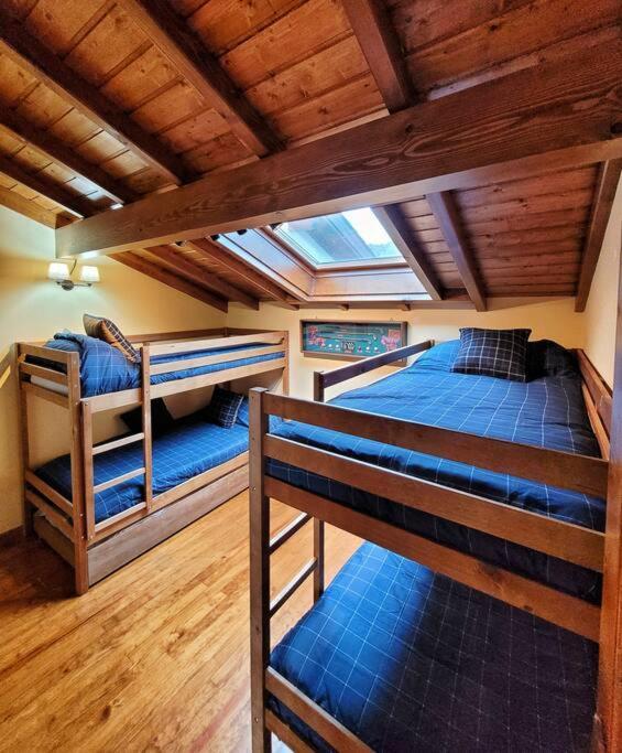 Apartamento Le Nid Du Bouvreuil Angoustrine Exterior foto